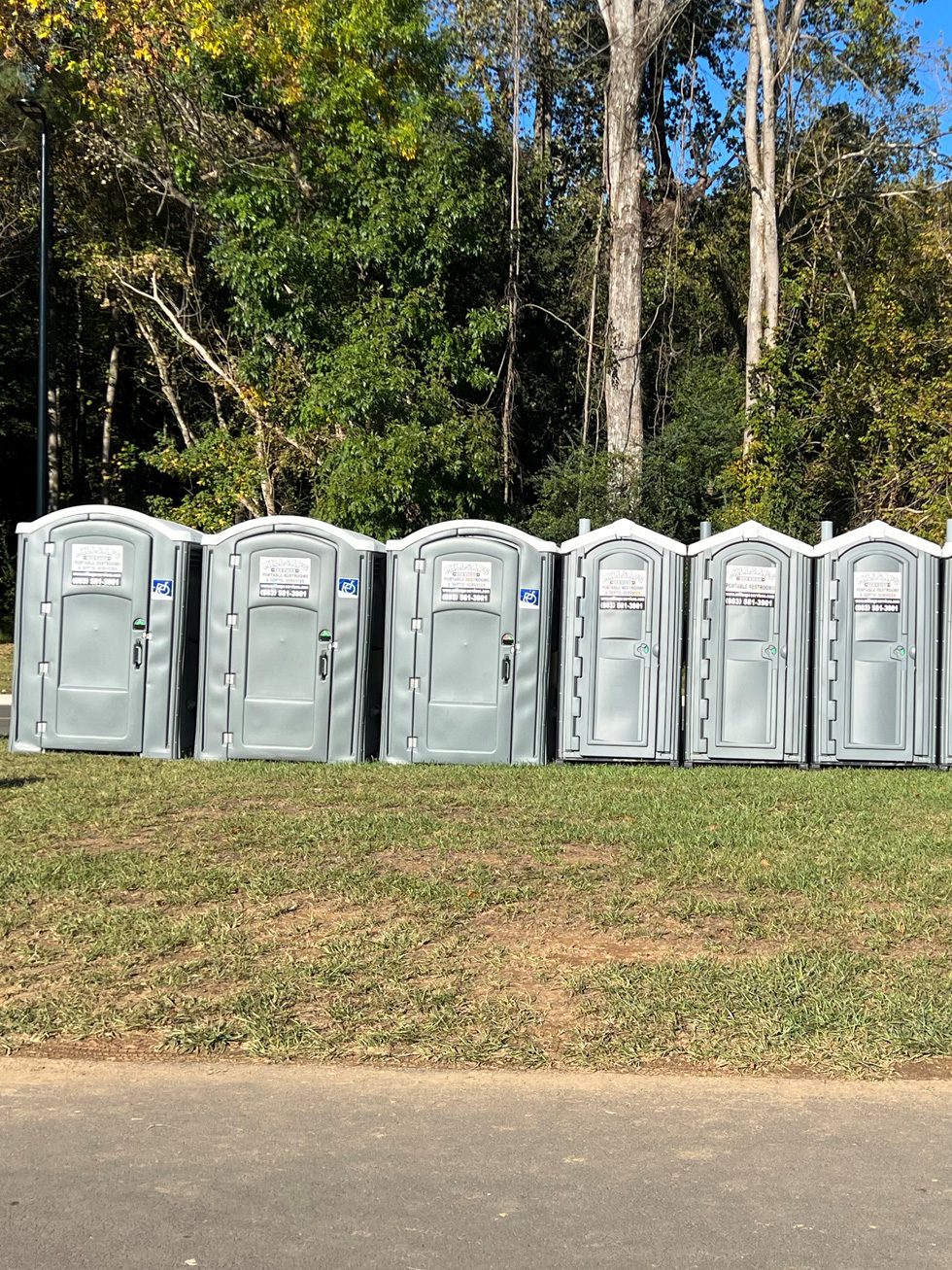 Millsaps-Services-Portable-Restroom-Tag-Along